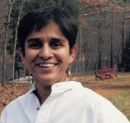 A picture of sparc advisor Monica Pereira.